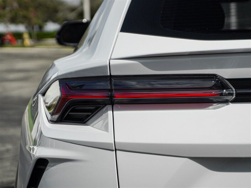 2022 Lamborghini Urus - Photo 59 - Bonita Springs, FL 34134
