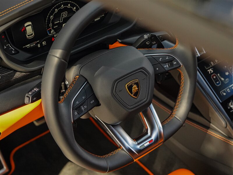 2022 Lamborghini Urus - Photo 33 - Bonita Springs, FL 34134