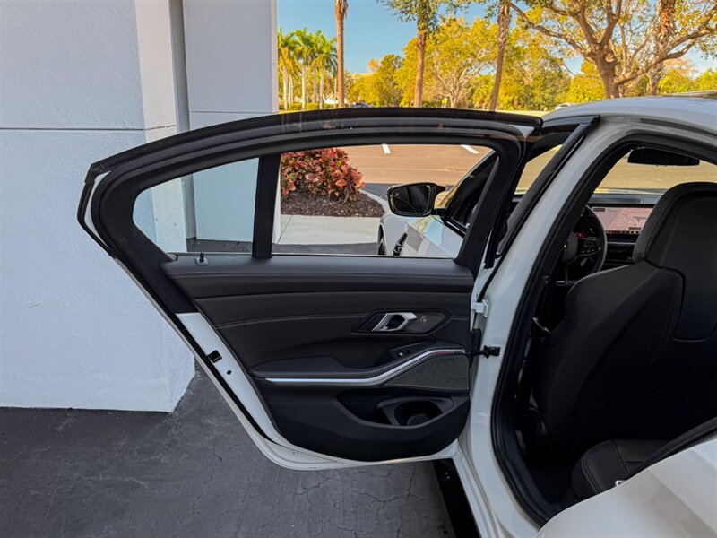 2025 BMW M3 Competition xDrive   - Photo 25 - Bonita Springs, FL 34134