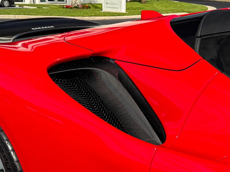 2023 Ferrari SF90 Spider - Photo 61 - Bonita Springs, FL 34134
