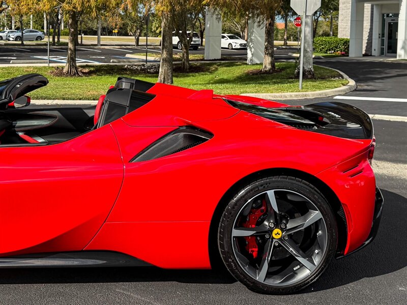 2023 Ferrari SF90 Spider - Photo 40 - Bonita Springs, FL 34134