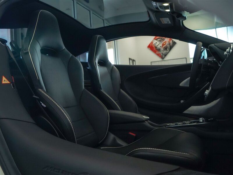 2021 McLaren GT - Photo 25 - Bonita Springs, FL 34134