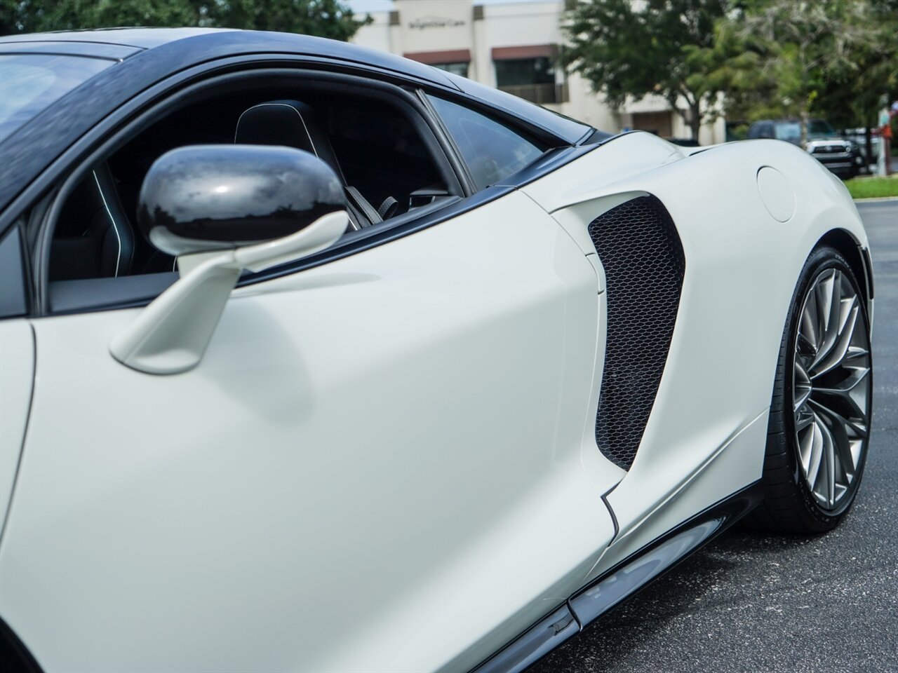 2021 McLaren GT   - Photo 8 - Bonita Springs, FL 34134