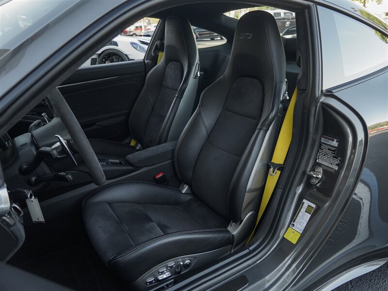 2016 Porsche 911 GT3   - Photo 21 - Bonita Springs, FL 34134