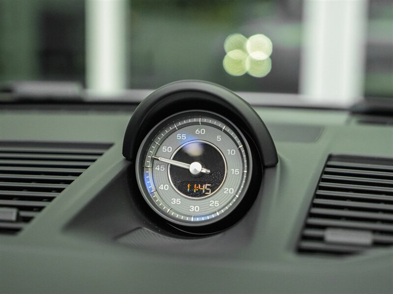 2022 Porsche 911 Turbo   - Photo 14 - Bonita Springs, FL 34134