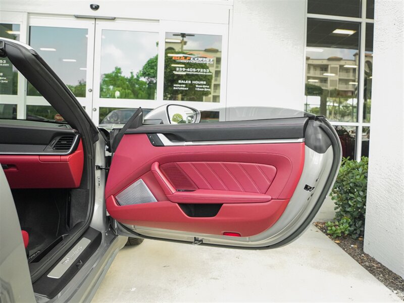 2022 Porsche 911 Turbo   - Photo 42 - Bonita Springs, FL 34134