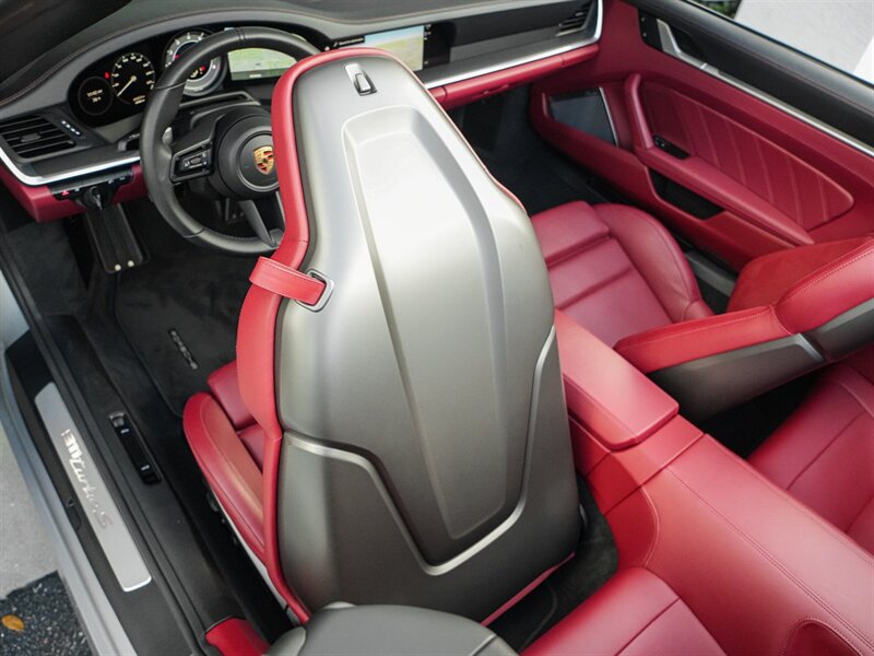 2022 Porsche 911 Turbo   - Photo 25 - Bonita Springs, FL 34134