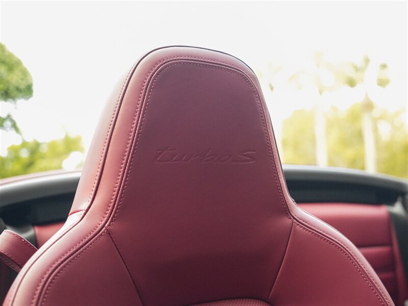 2022 Porsche 911 Turbo   - Photo 37 - Bonita Springs, FL 34134