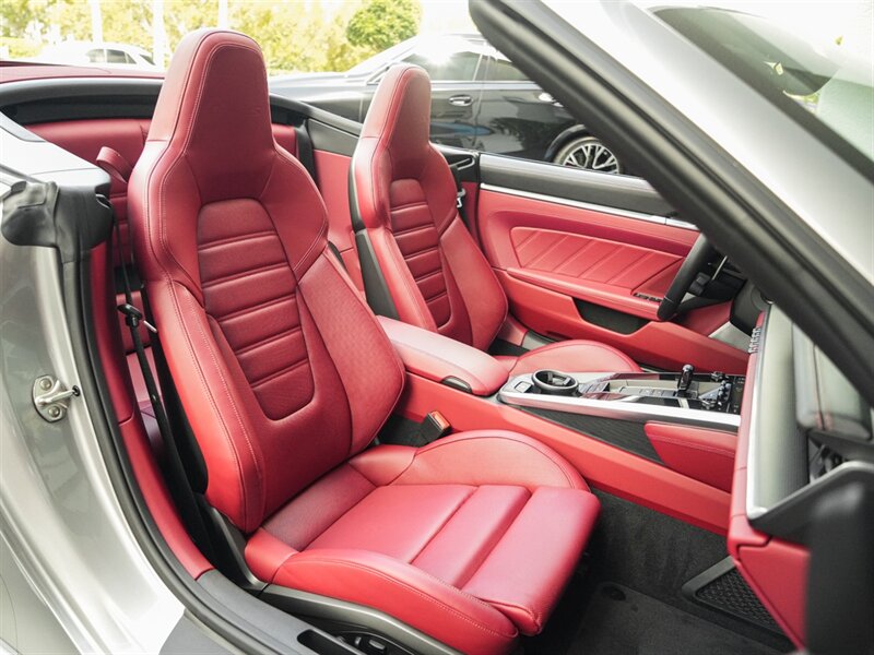 2022 Porsche 911 Turbo   - Photo 35 - Bonita Springs, FL 34134