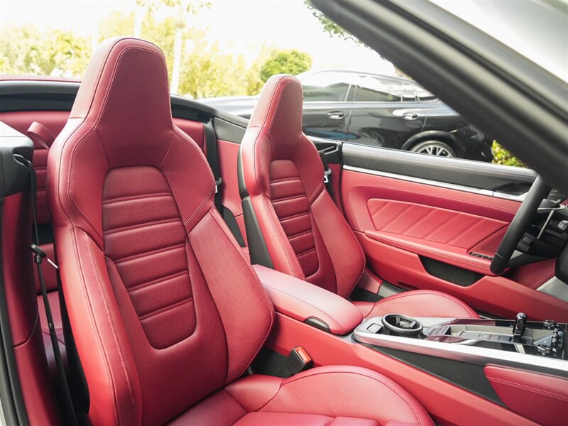 2022 Porsche 911 Turbo   - Photo 36 - Bonita Springs, FL 34134