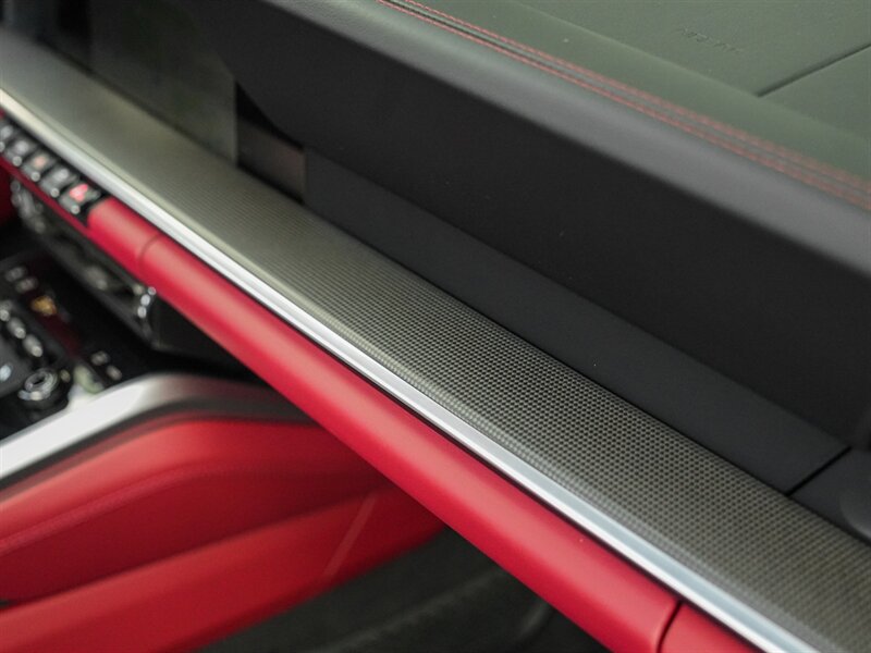 2022 Porsche 911 Turbo   - Photo 40 - Bonita Springs, FL 34134