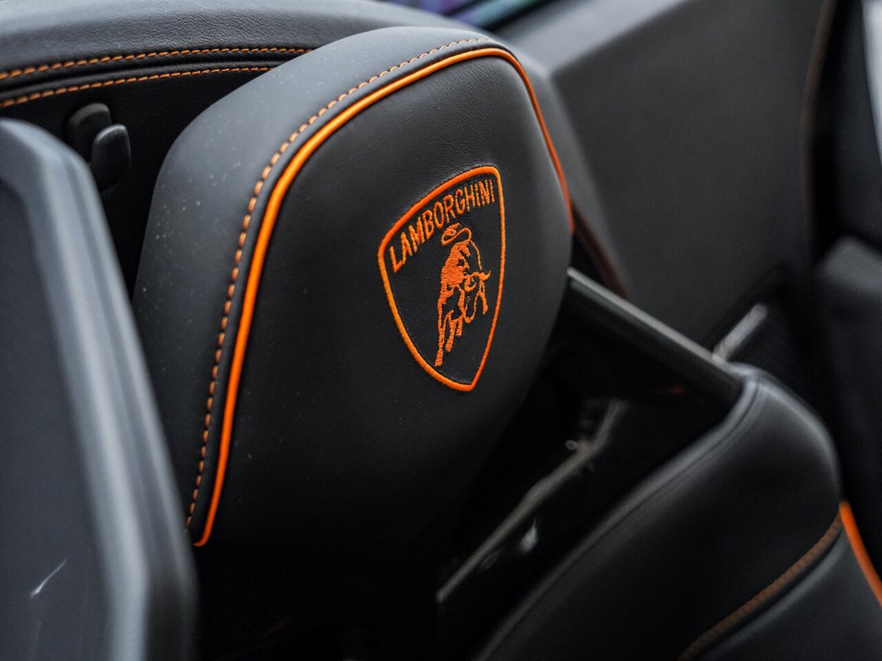 2021 Lamborghini Huracan EVO Spyder   - Photo 26 - Bonita Springs, FL 34134