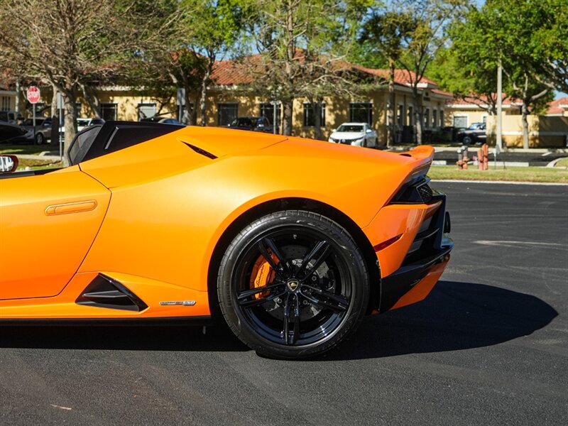 2020 Lamborghini Huracan EVO Spyder - Photo 42 - Bonita Springs, FL 34134