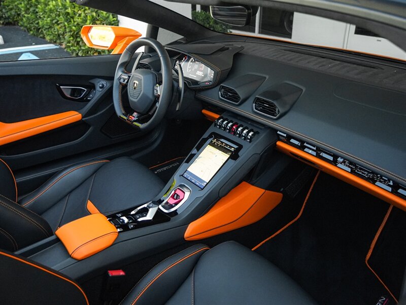 2020 Lamborghini Huracan EVO Spyder - Photo 28 - Bonita Springs, FL 34134