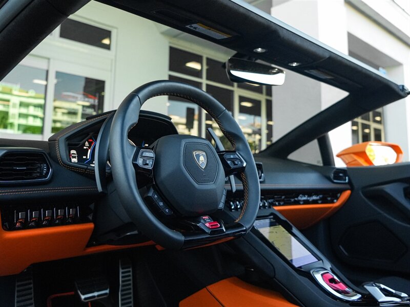 2020 Lamborghini Huracan EVO Spyder - Photo 11 - Bonita Springs, FL 34134
