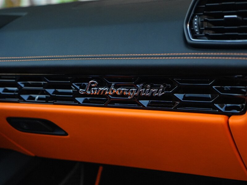 2020 Lamborghini Huracan EVO Spyder - Photo 33 - Bonita Springs, FL 34134