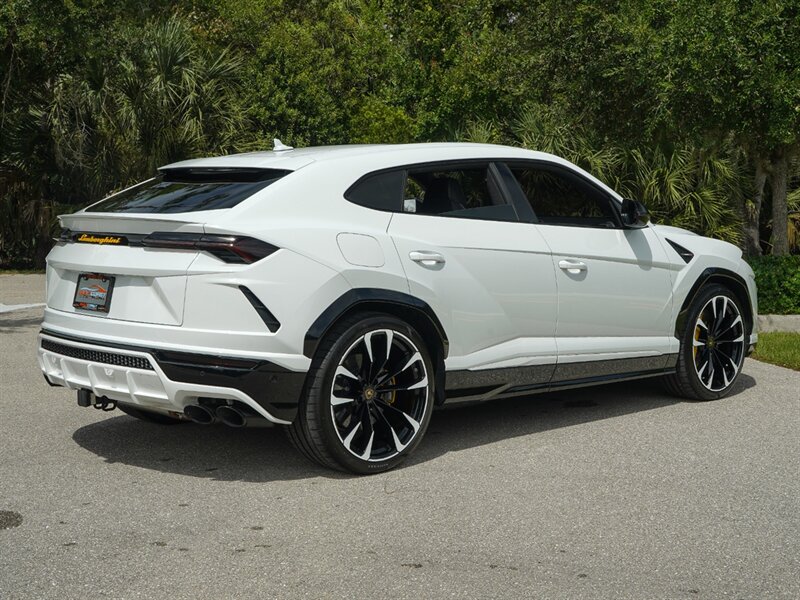 2019 Lamborghini Urus - Photo 34 - Bonita Springs, FL 34134