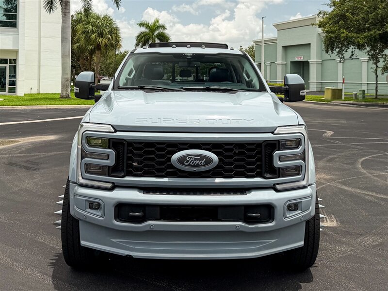 2024 Ford F-450 Super Duty Limited   - Photo 4 - Bonita Springs, FL 34134