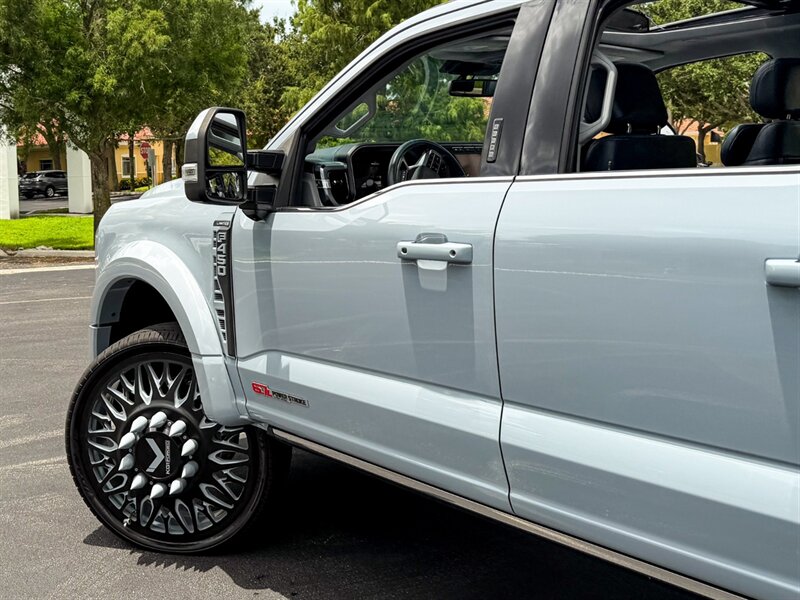 2024 Ford F-450 Super Duty Limited   - Photo 49 - Bonita Springs, FL 34134