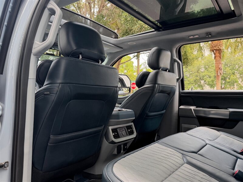 2024 Ford F-450 Super Duty Limited   - Photo 24 - Bonita Springs, FL 34134