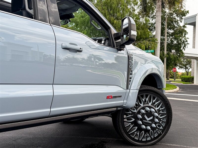 2024 Ford F-450 Super Duty Limited   - Photo 21 - Bonita Springs, FL 34134