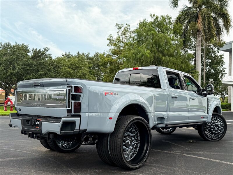 2024 Ford F-450 Super Duty Limited   - Photo 58 - Bonita Springs, FL 34134