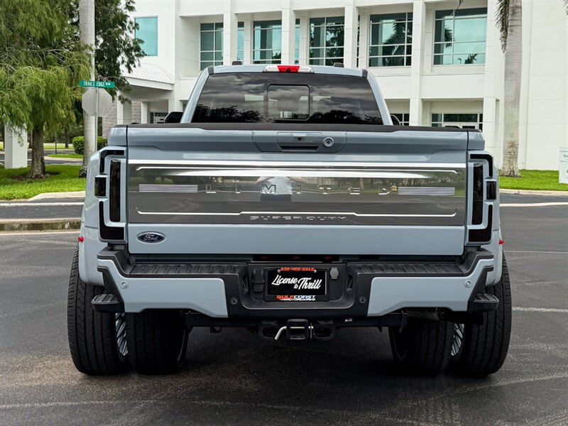 2024 Ford F-450 Super Duty Limited   - Photo 54 - Bonita Springs, FL 34134
