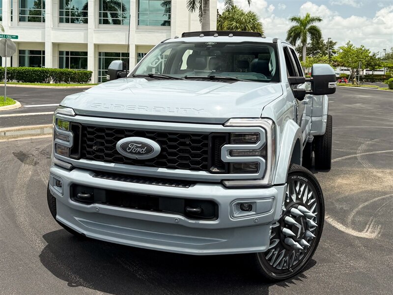 2024 Ford F-450 Super Duty Limited   - Photo 6 - Bonita Springs, FL 34134