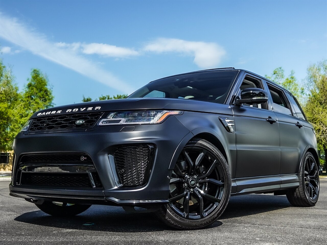 2022 Land Rover Range Rover Sport SVR   - Photo 11 - Bonita Springs, FL 34134