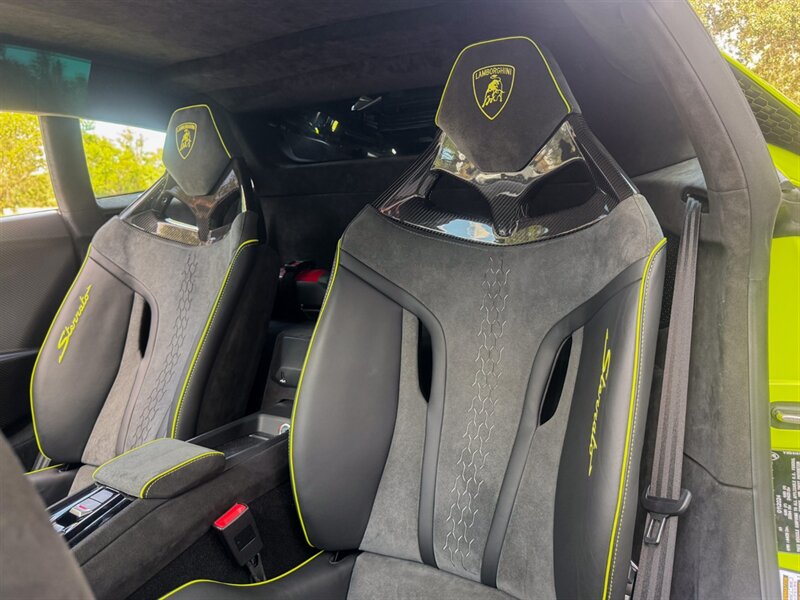 2024 Lamborghini Huracan Sterrato - Photo 22 - Bonita Springs, FL 34134