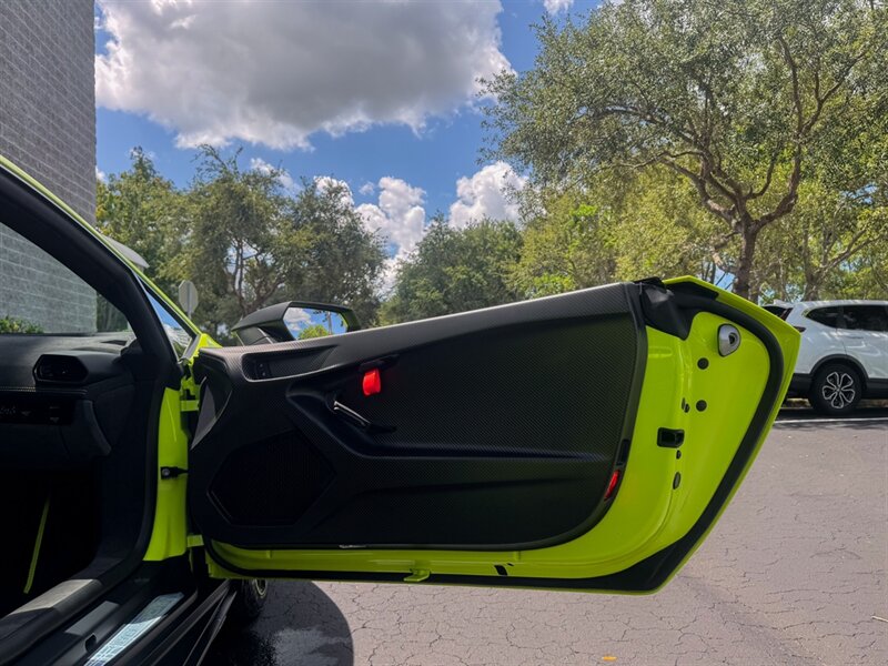 2024 Lamborghini Huracan Sterrato - Photo 35 - Bonita Springs, FL 34134