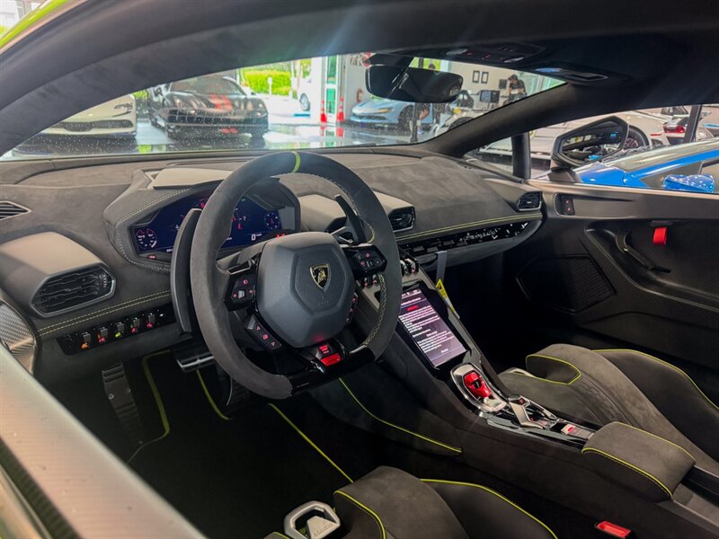 2024 Lamborghini Huracan Sterrato  