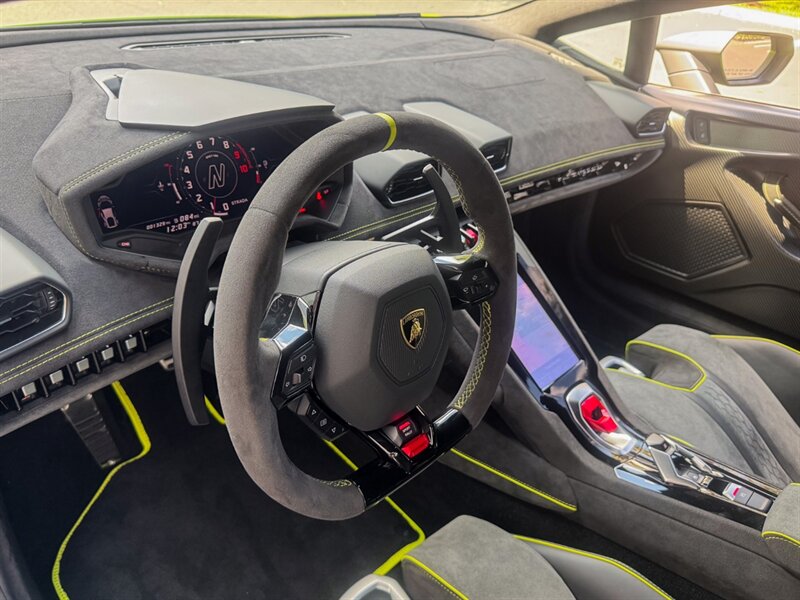 2024 Lamborghini Huracan Sterrato - Photo 28 - Bonita Springs, FL 34134