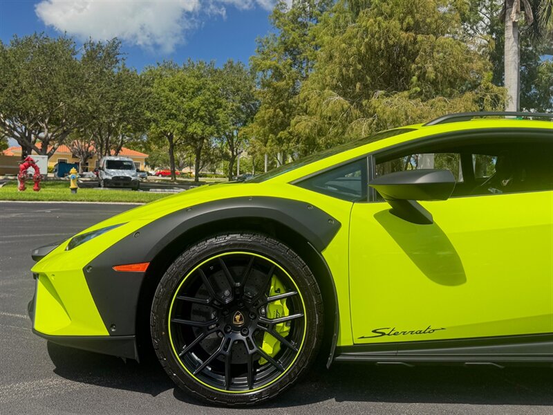 2024 Lamborghini Huracan Sterrato - Photo 41 - Bonita Springs, FL 34134