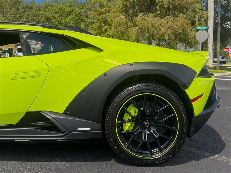 2024 Lamborghini Huracan Sterrato - Photo 43 - Bonita Springs, FL 34134