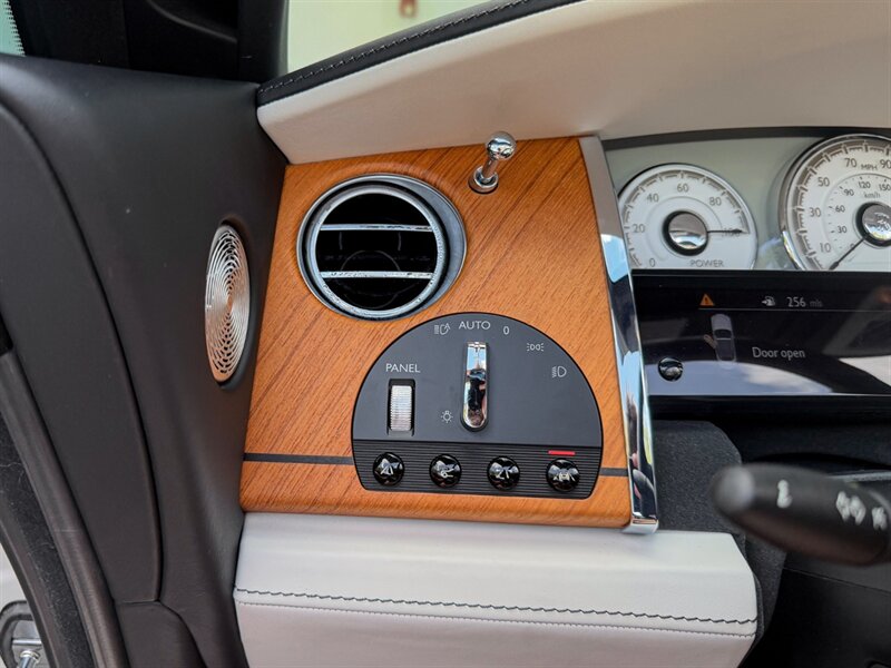 2017 Rolls-Royce Dawn - Photo 22 - Bonita Springs, FL 34134