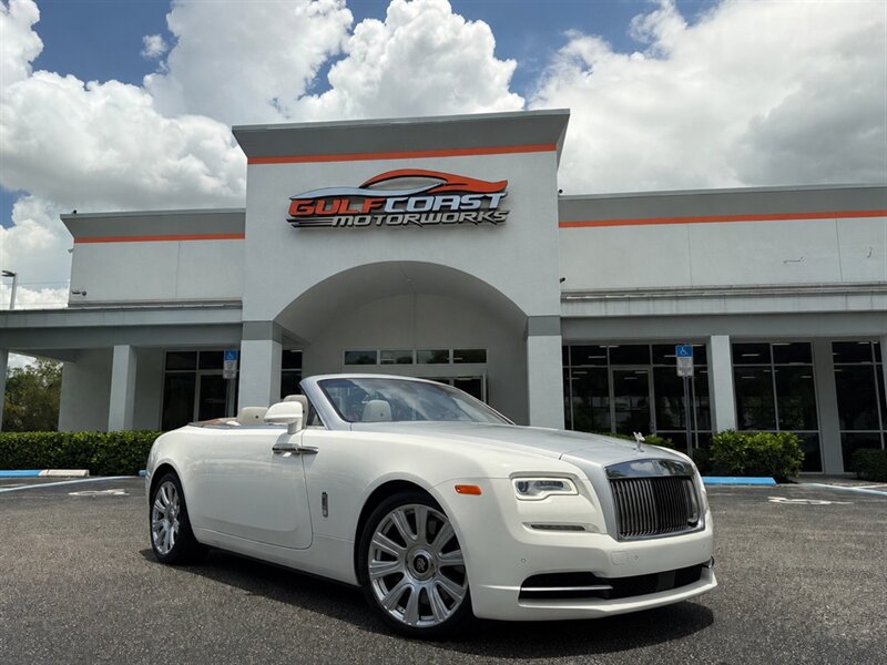 2017 Rolls-Royce Dawn -'s photo