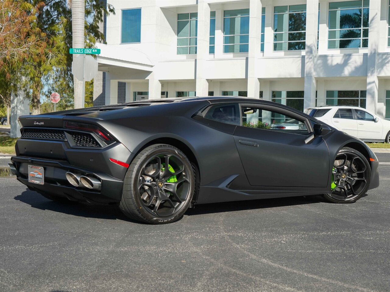 2019 Lamborghini Huracan LP 580-2   - Photo 26 - Bonita Springs, FL 34134