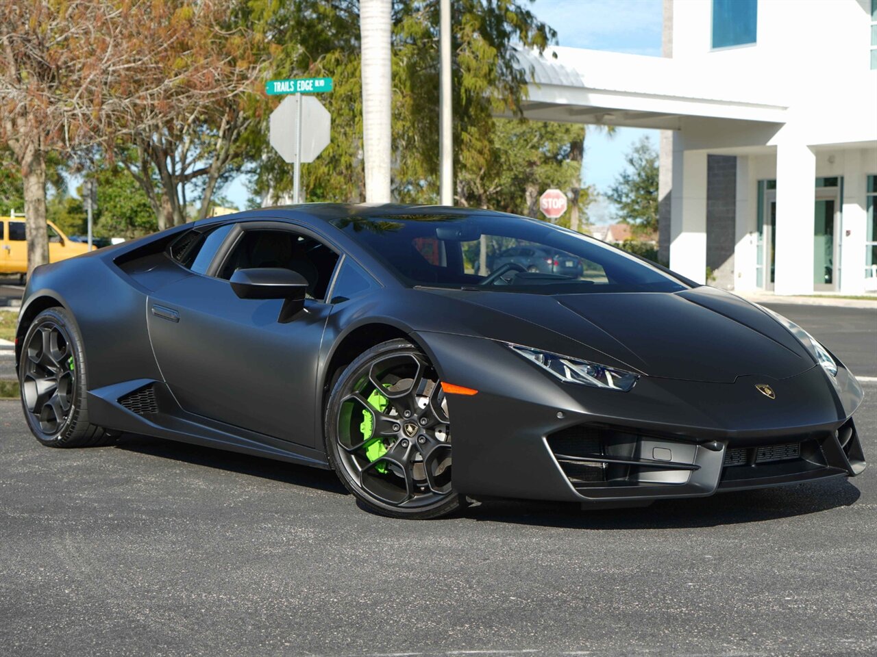 2019 Lamborghini Huracan LP 580-2   - Photo 17 - Bonita Springs, FL 34134