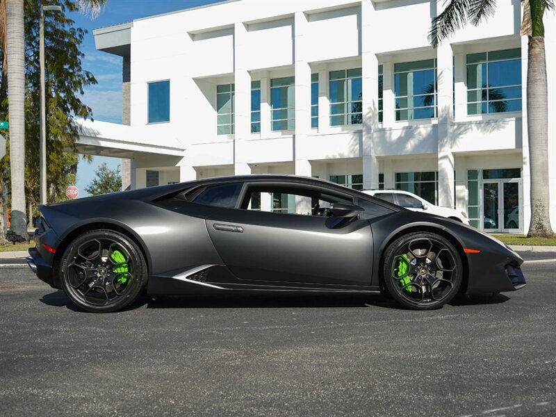 2019 Lamborghini Huracan LP 580-2   - Photo 19 - Bonita Springs, FL 34134