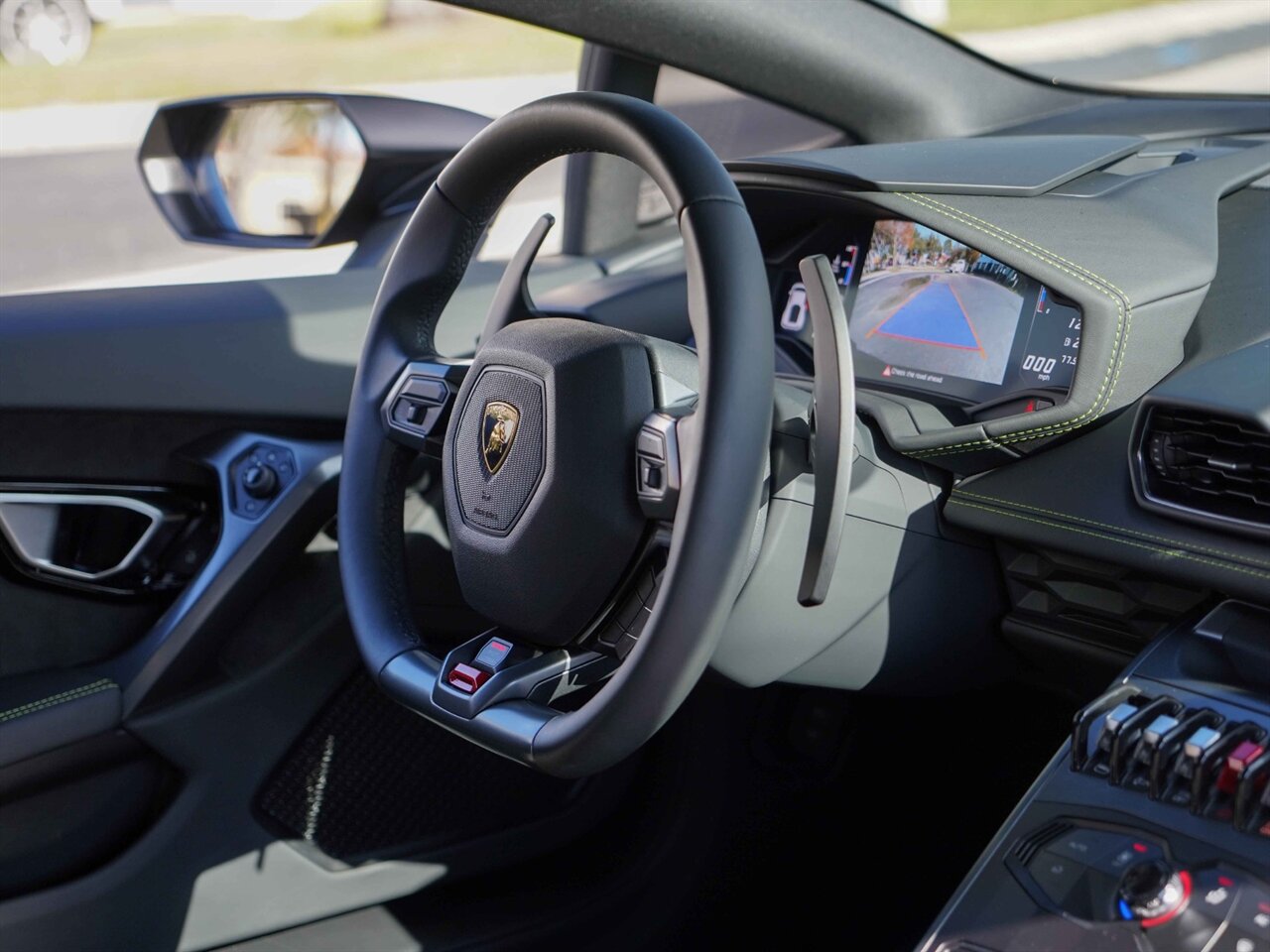 2019 Lamborghini Huracan LP 580-2   - Photo 27 - Bonita Springs, FL 34134