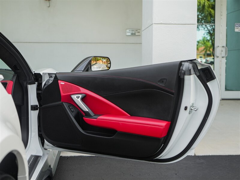 2016 Chevrolet Corvette Z06   - Photo 38 - Bonita Springs, FL 34134