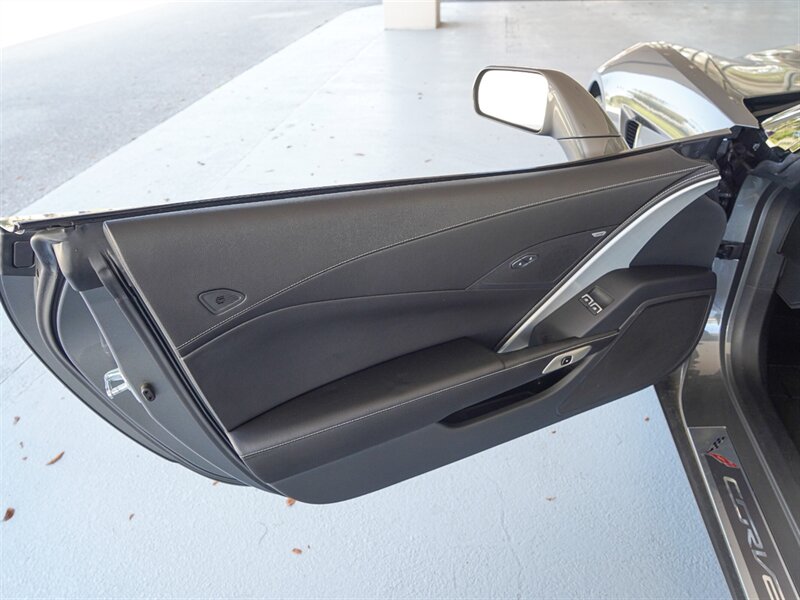 2016 Chevrolet Corvette Stingray   - Photo 13 - Bonita Springs, FL 34134