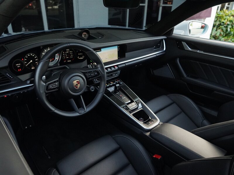 2023 Porsche 911 Turbo   - Photo 2 - Bonita Springs, FL 34134