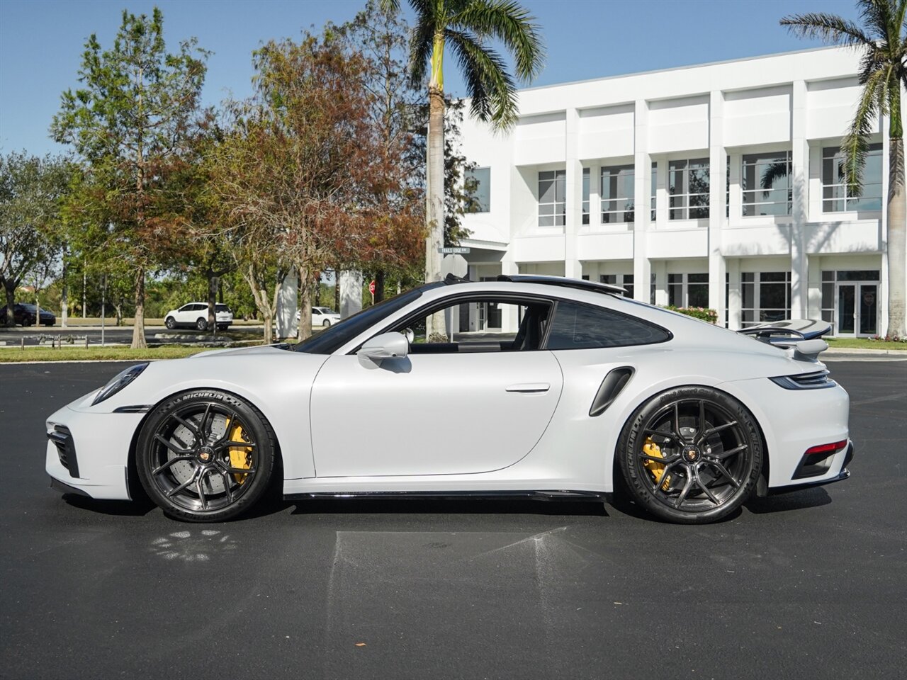 2023 Porsche 911 Turbo   - Photo 42 - Bonita Springs, FL 34134