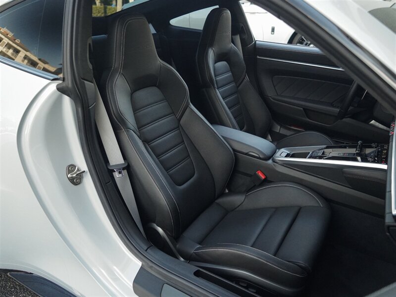 2023 Porsche 911 Turbo S   - Photo 33 - Bonita Springs, FL 34134