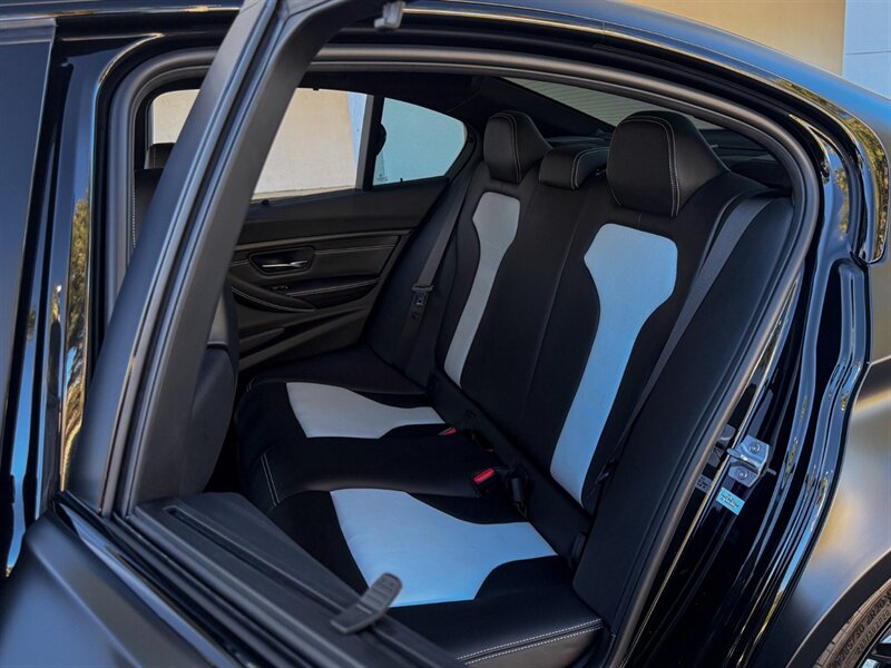 2018 BMW M3 CS   - Photo 33 - Bonita Springs, FL 34134