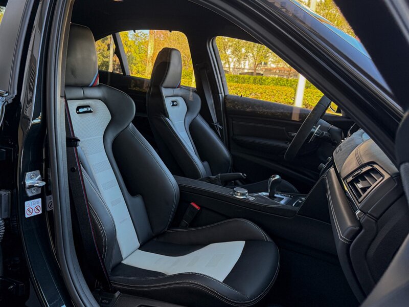 2018 BMW M3 CS   - Photo 41 - Bonita Springs, FL 34134