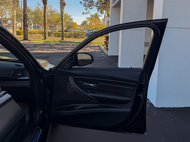 2018 BMW M3 CS   - Photo 50 - Bonita Springs, FL 34134