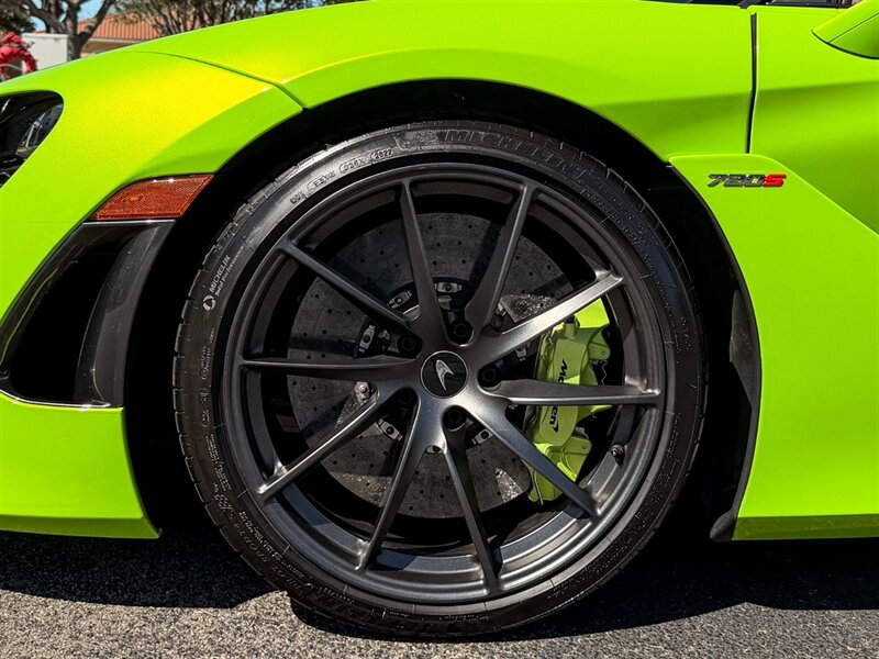 2021 McLaren 720S Spider Performance   - Photo 45 - Bonita Springs, FL 34134